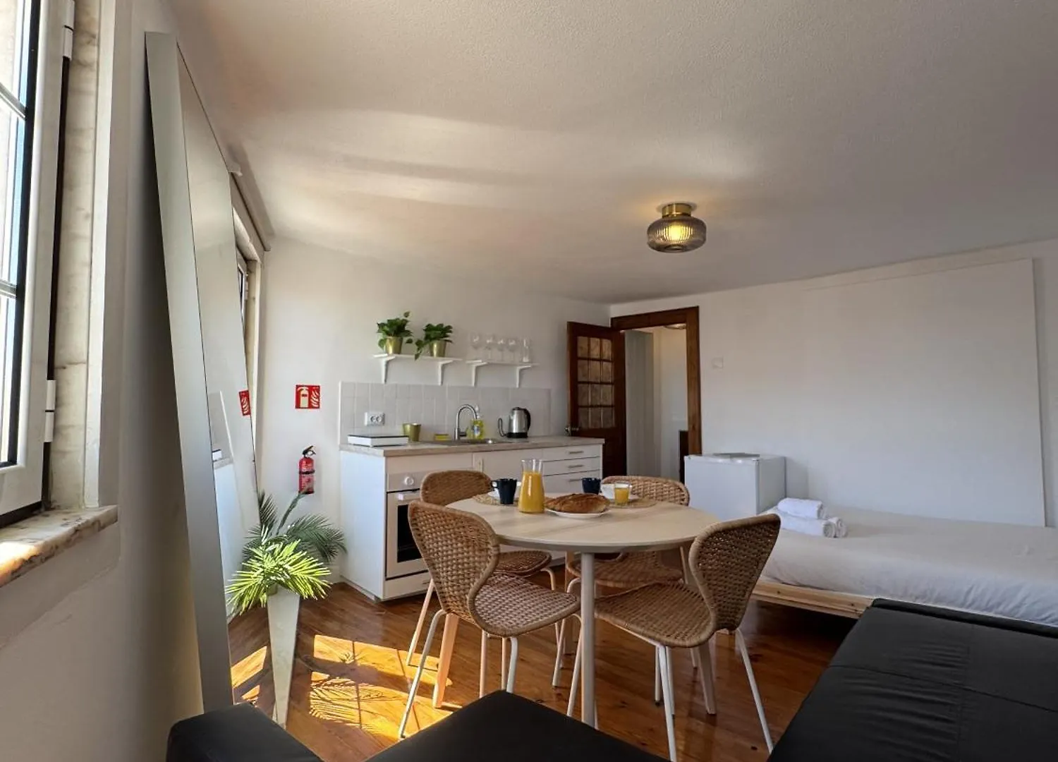 Alfama Historial I River View By Homing Lisbon