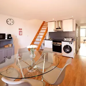  Apartment In Castelo